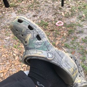Camo crocs